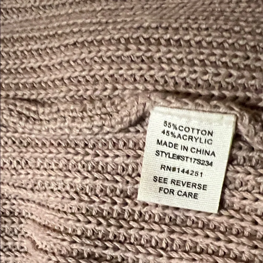 Moon & Madison Blush Pink V-Neck Wrap Front Chunky Knit Sweater Size Small